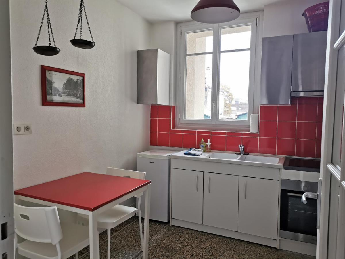 Apartamento Chez Camille Reims Exterior foto